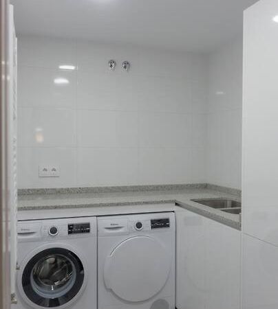 Sakura Homes Ponferrada Centro 8 Plazas Ngoại thất bức ảnh