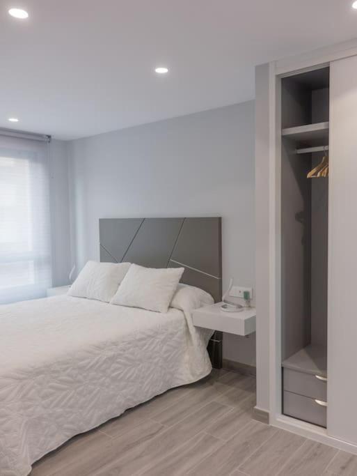 Sakura Homes Ponferrada Centro 8 Plazas Ngoại thất bức ảnh