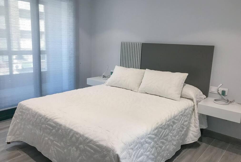 Sakura Homes Ponferrada Centro 8 Plazas Ngoại thất bức ảnh