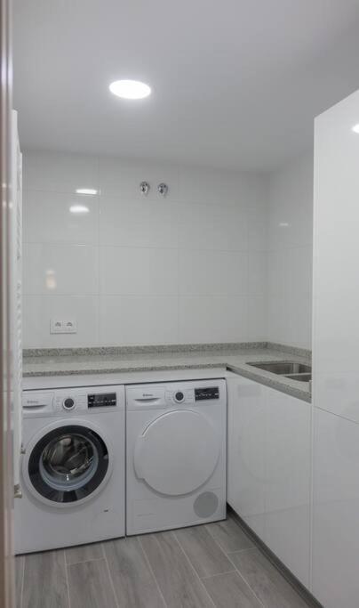 Sakura Homes Ponferrada Centro 8 Plazas Ngoại thất bức ảnh